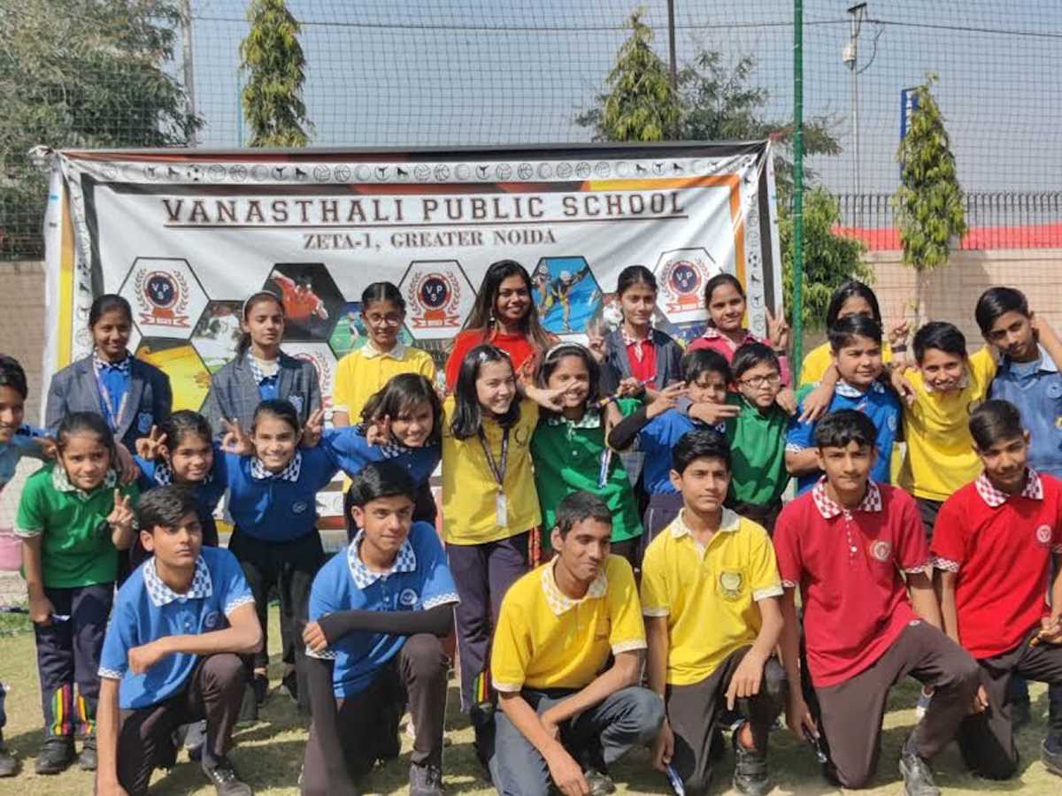 इंटर हाउस एथलेटिक मीट में बच्चों ने उत्साह के साथ लिया हिस्सा